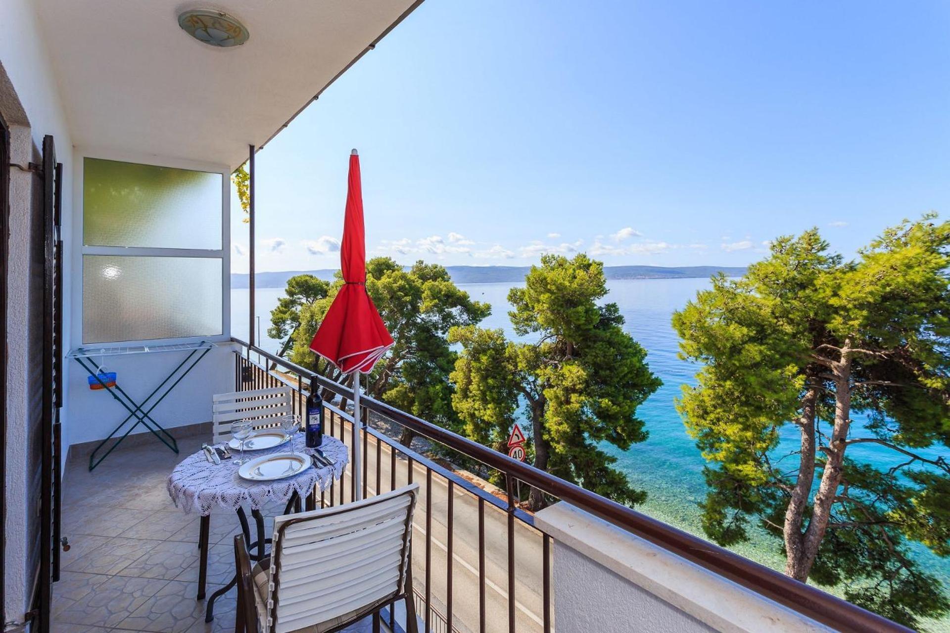 Apartments Verica - 15 M From Beach Krilo Екстериор снимка