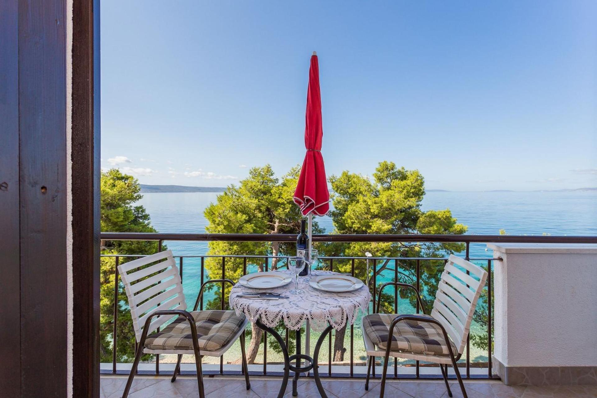 Apartments Verica - 15 M From Beach Krilo Екстериор снимка